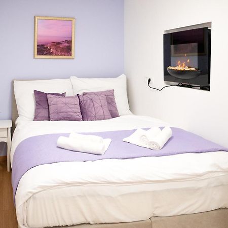 Lev Apartments Izola Bagian luar foto